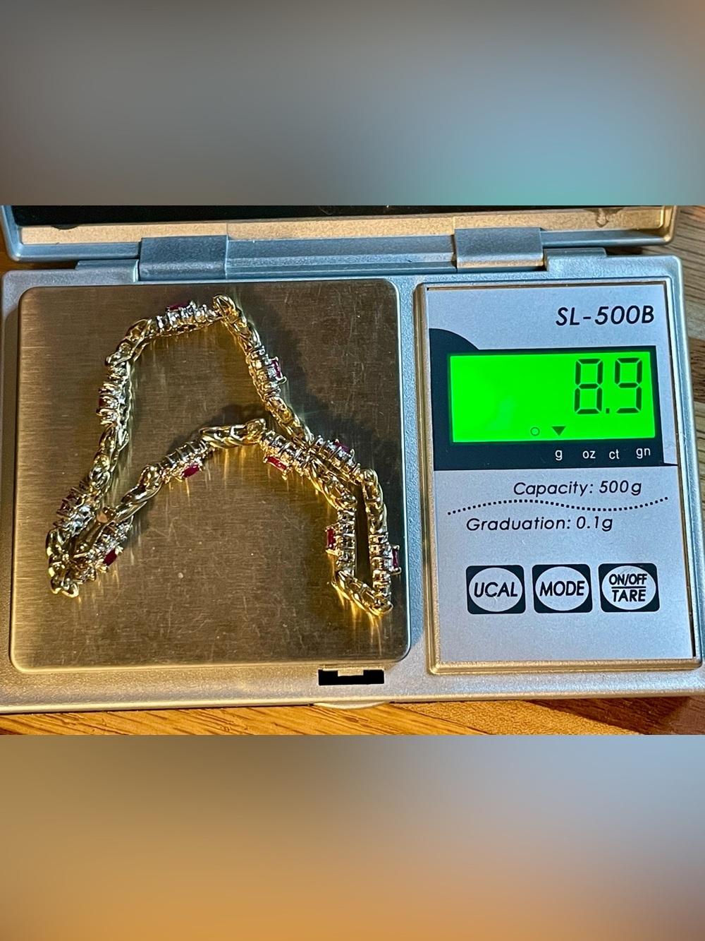 Beautiful 10KT Gold and Ruby and Diamond bracelet 7.5” makers mark WM 8.9grams - Picture 10 of 11